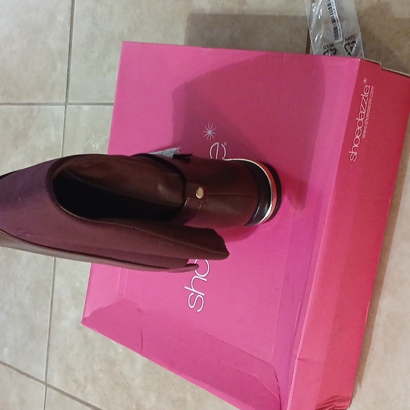 Boot - Picture 3 of 3